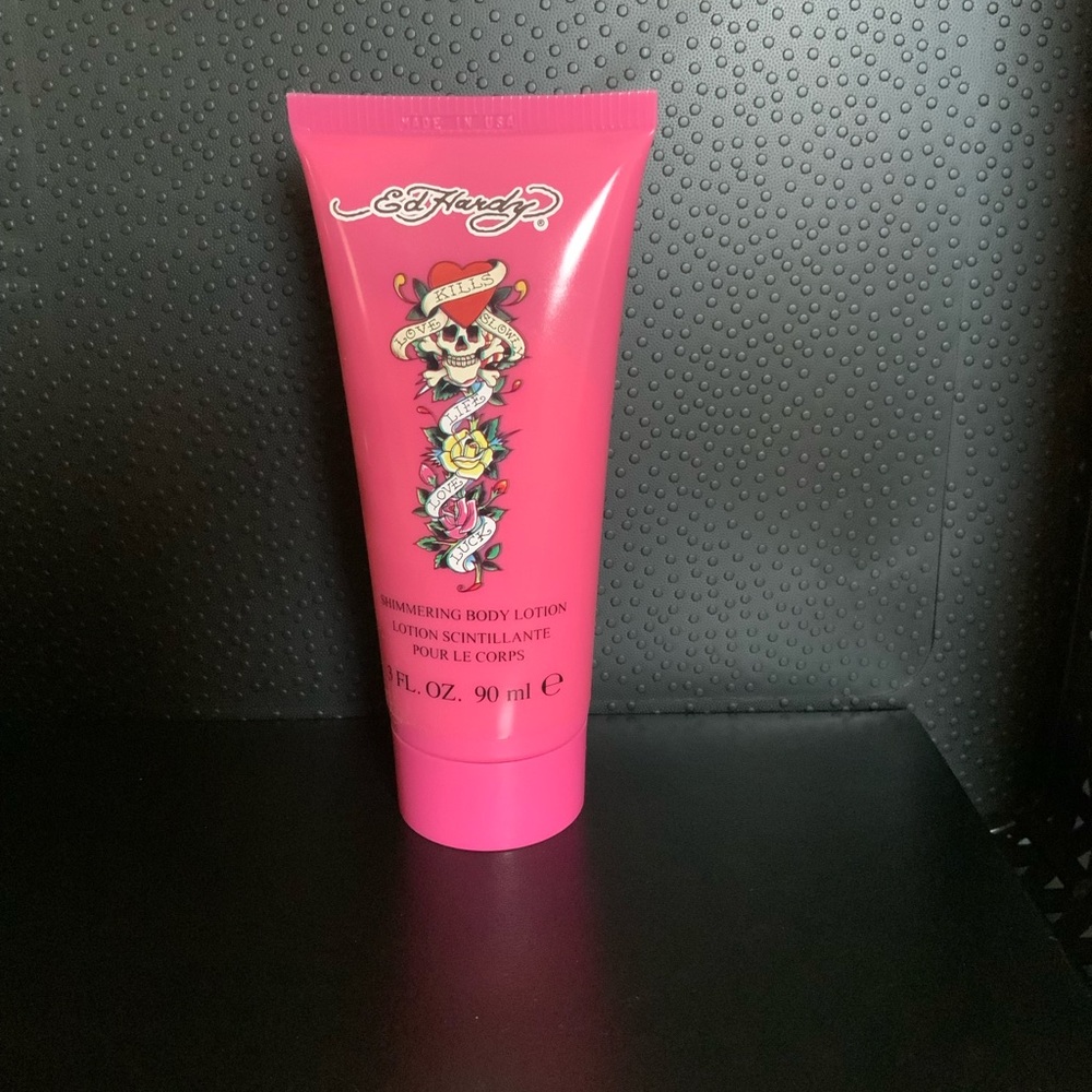 5/$25 New Ed Hardy Life Love Luck by Christian Audigier Women 3oz Body Lotion